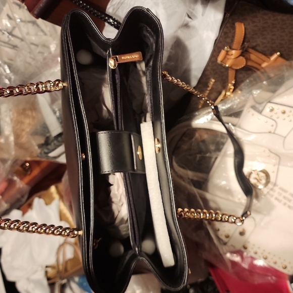 New Michael kors LG Ellis - Picture 2 of 4